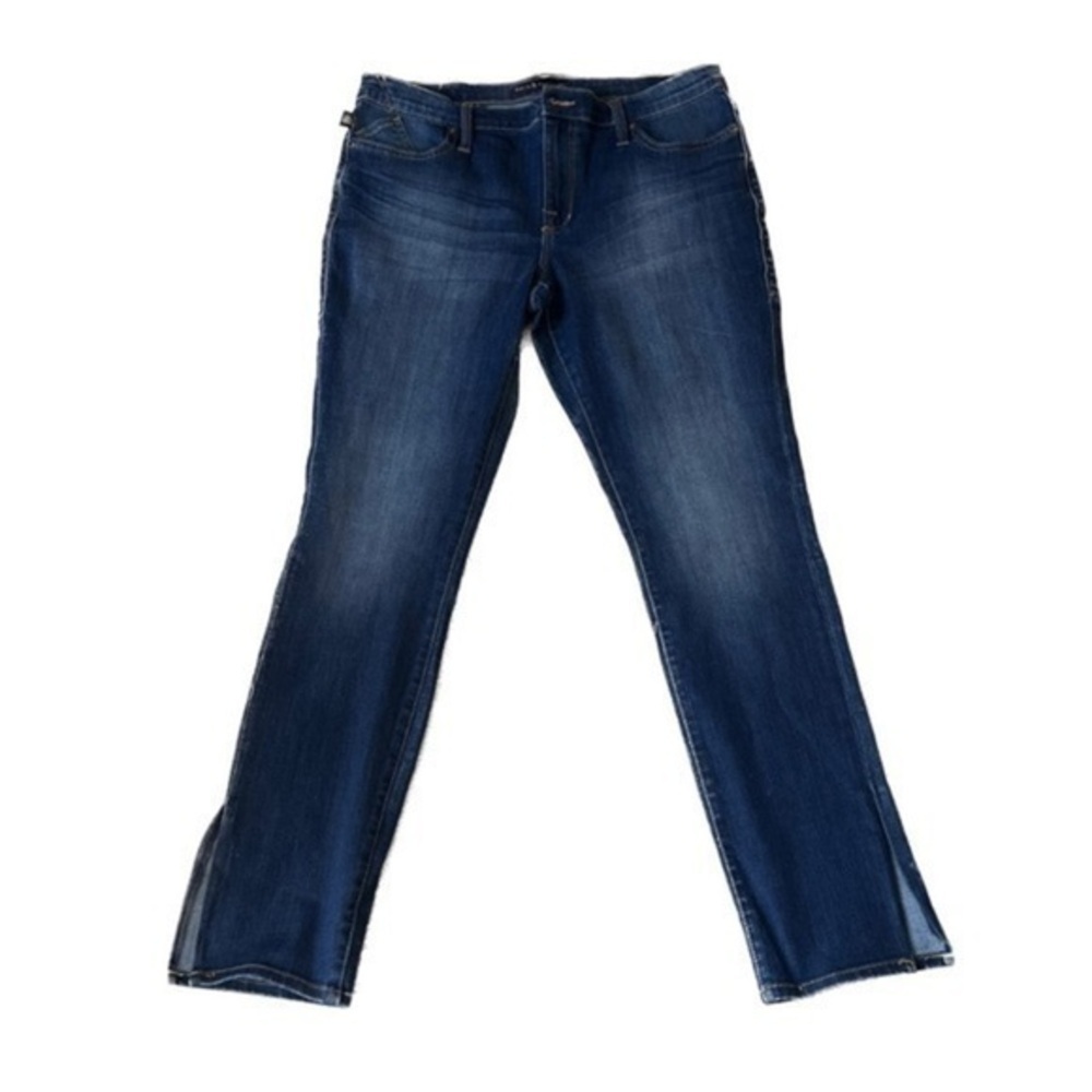 NWOT - Rock & Republic Women’s Berlin Dark Denim Midrise Jeans